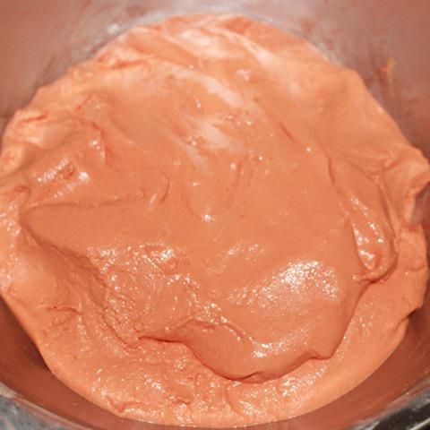 Cách làm bánh gấc đỏ mọng