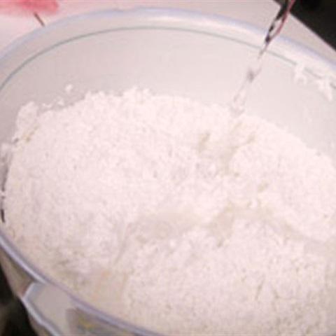 Cách làm bánh gấc đỏ