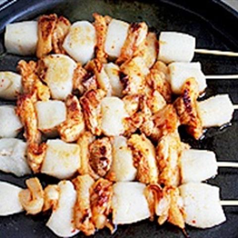 Cách làm bánh gạo nướng Hàn Quốc