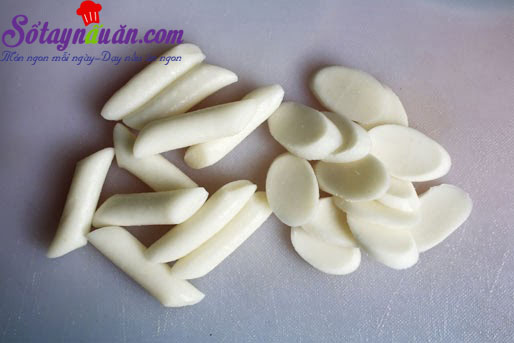 Bánh gạo Tteokbokki hàn quốc cay bỏng miệng