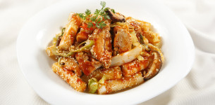 Bánh gạo xào cay