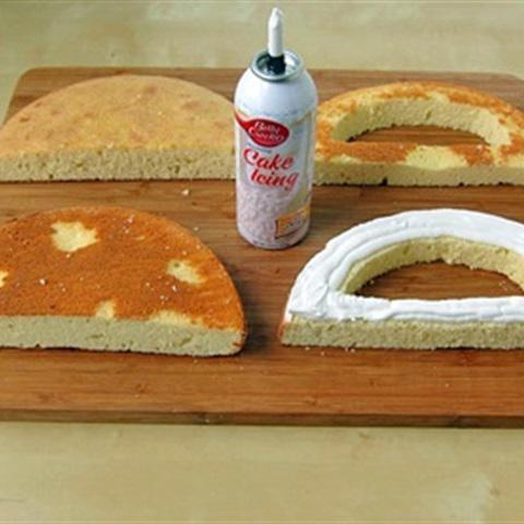Cách làm bánh gato cầu vồng