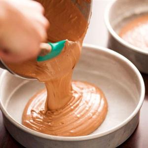 Cách làm bánh gato côn trùng rùng rợn