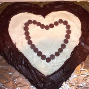 Cách làm bánh gato hình trái tim