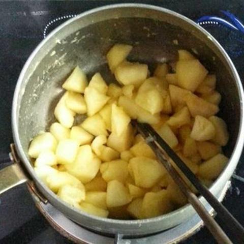 Cách làm bánh gato nhân táo