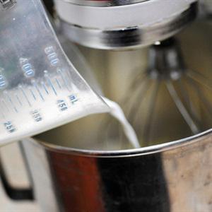 Cách làm bánh gato sữa béo