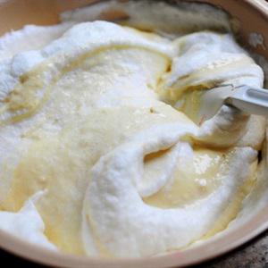 Cách làm bánh gato sữa béo