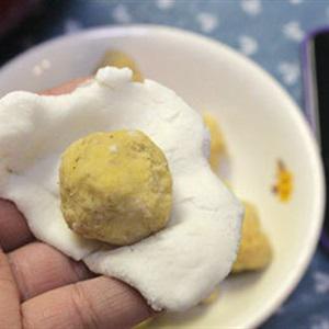 Cách làm bánh giầy nhân mặn