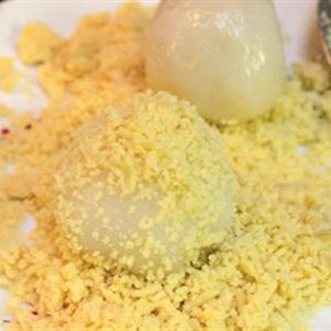 Cách làm bánh giầy nhân mặn