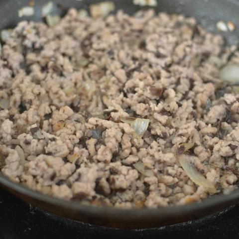 Cách làm bánh giò mềm béo