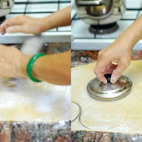 Cách làm bánh gối khoai lang nhân rau củ