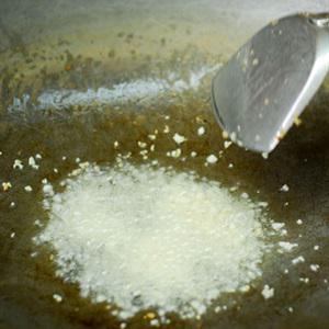 Cách làm bánh gối khoai lang nhân rau củ