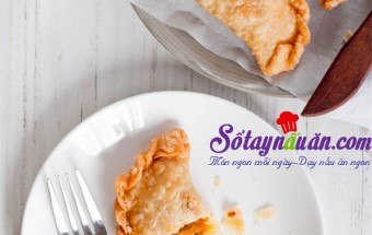 Bánh gối nhân cà ri gà