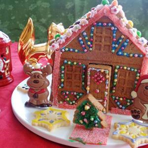 Cách làm bánh gừng hình nhà