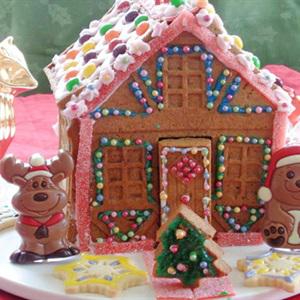 Cách làm bánh gừng hình nhà