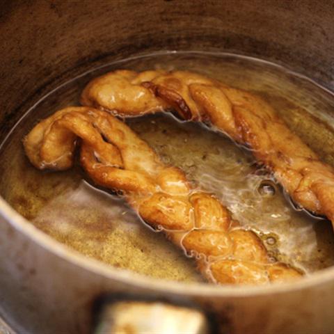 Cách làm bánh gừng xoắn