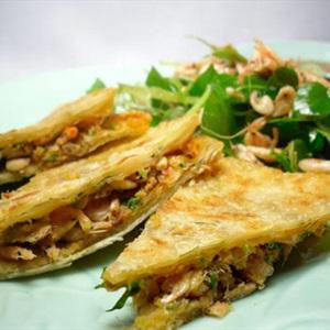 Cách làm bánh hành chiên tép