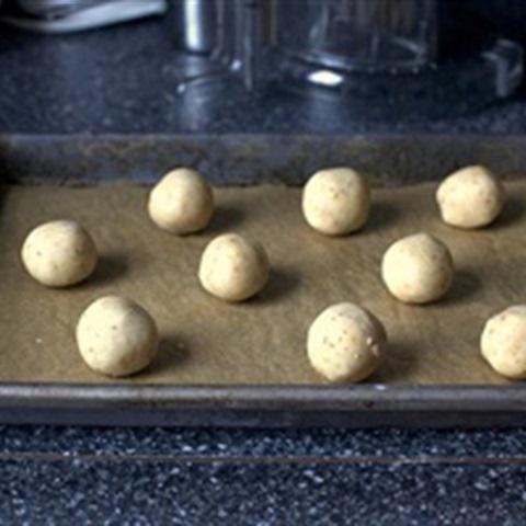 Cách làm bánh hạt dẻ