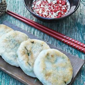 Cách làm bánh hẹ chiên