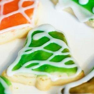 Cách làm bánh hình cây thông