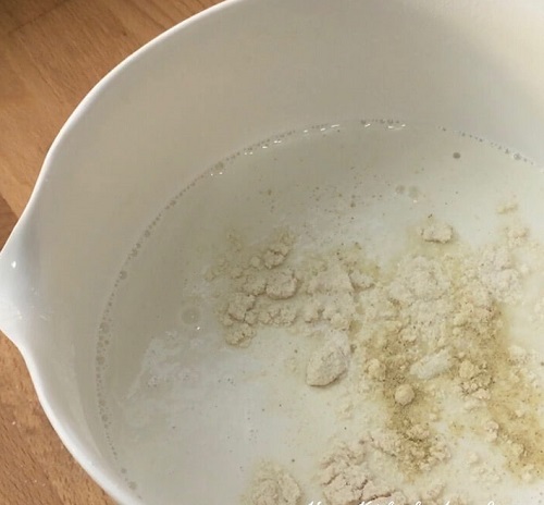 Bánh hoa lơ nướng phomai chỉ với 5 nguyên liệu đơn giản mà ngon hết ý