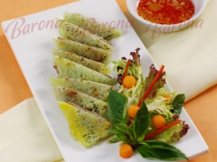 Bánh hỏi cuốn bò nướng