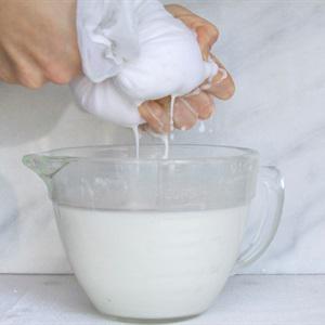 Cách làm bánh ít nhân thịt