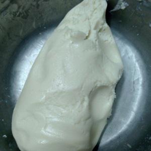 Cách làm bánh ít nhân thịt