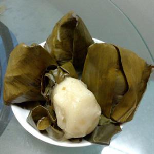 Cách làm bánh ít nhân thịt