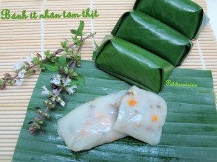 Bánh ít nhân tôm thịt