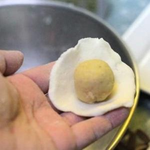 Cách làm bánh ít trần nhân đậu xanh