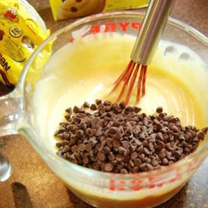 Cách làm bánh kem chocolate bơ đậu phộng
