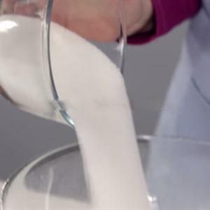 Cách làm bánh kem chocolate đơn giản