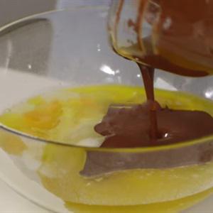 Cách làm bánh kem chocolate đơn giản