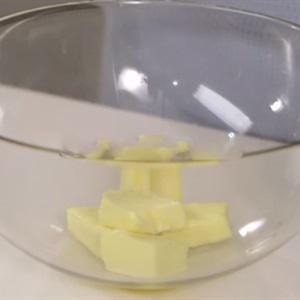 Cách làm bánh kem chocolate đơn giản