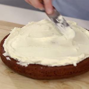 Cách làm bánh kem chocolate đơn giản