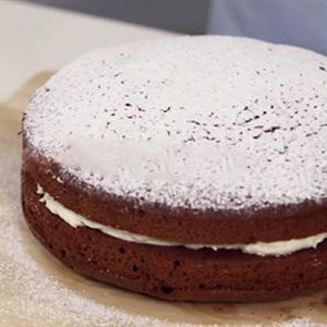 Cách làm bánh kem chocolate đơn giản