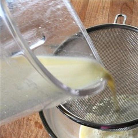 Cách làm bánh kem chuối tươi