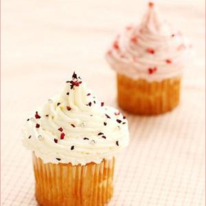 Cách làm bánh kem cupcake hình nón