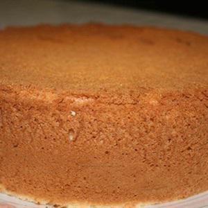 Cách làm bánh kem dâu tây hình ông già Noel