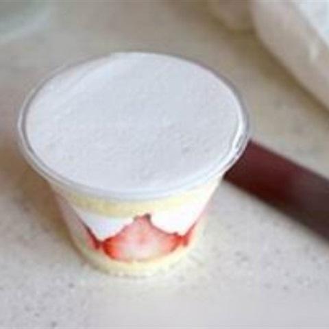 Cách làm bánh kem hình gấu