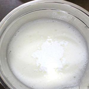 Cách làm bánh kem hoa hồng tặng mẹ