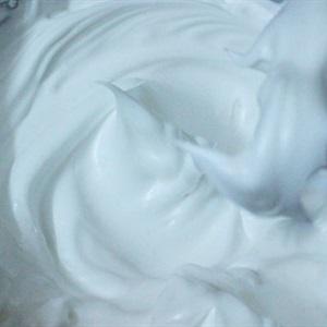 Cách làm bánh kem hoa hồng tặng mẹ