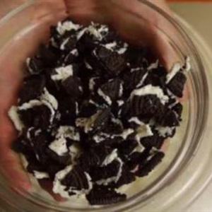 Cách làm bánh kem nhân oreo