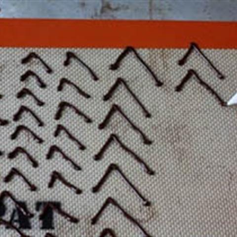 Cách làm bánh kem nhện bằng chocolate