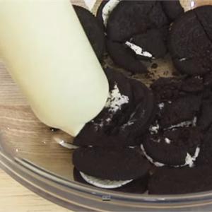 Cách làm bánh kem oreo không cần lò nướng