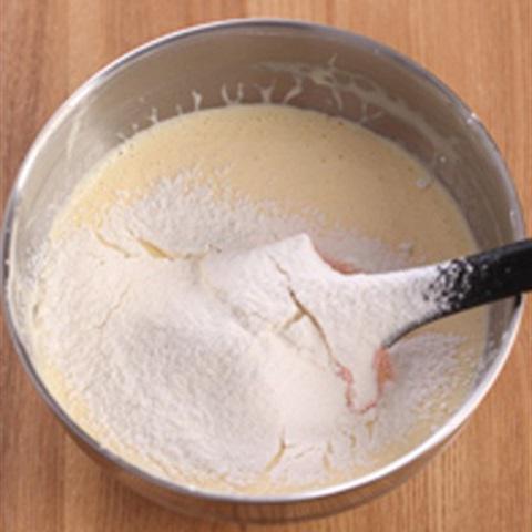 Cách làm bánh kem phô mai kèm trái cây