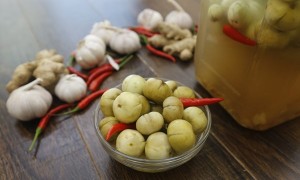 Bánh kem phô mai mận đào thơm nức mũi