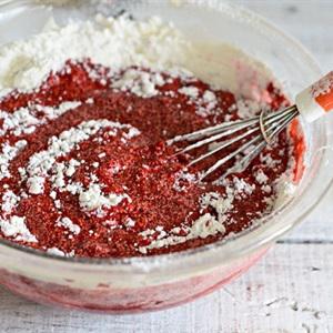 Cách làm bánh kem Red Velvet