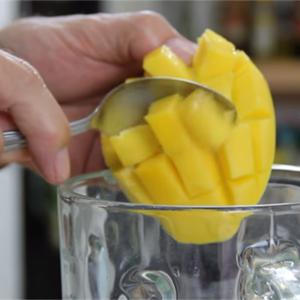 Cách làm bánh kem xoài